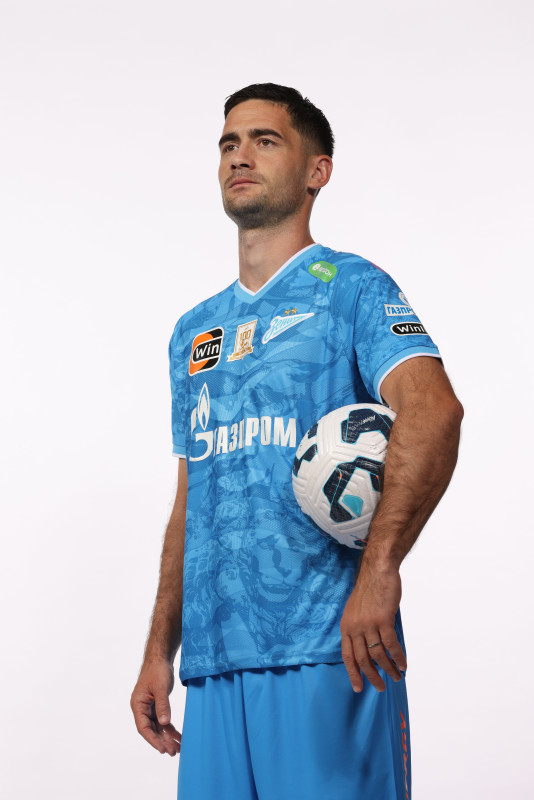 Фотосессия игроков основного состава футбольной команды «Зенит» сезона 2024/2025