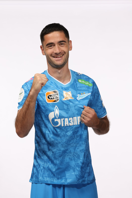 Фотосессия игроков основного состава футбольной команды «Зенит» сезона 2024/2025