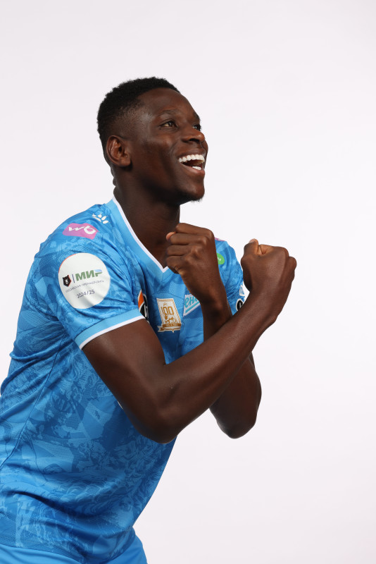 Фотосессия игроков основного состава футбольной команды «Зенит» сезона 2024/2025