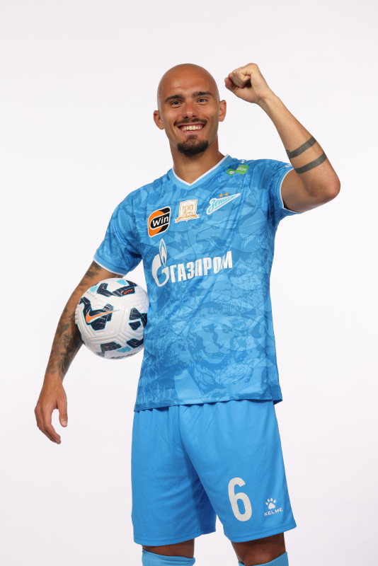 Фотосессия игроков основного состава футбольной команды «Зенит» сезона 2024/2025