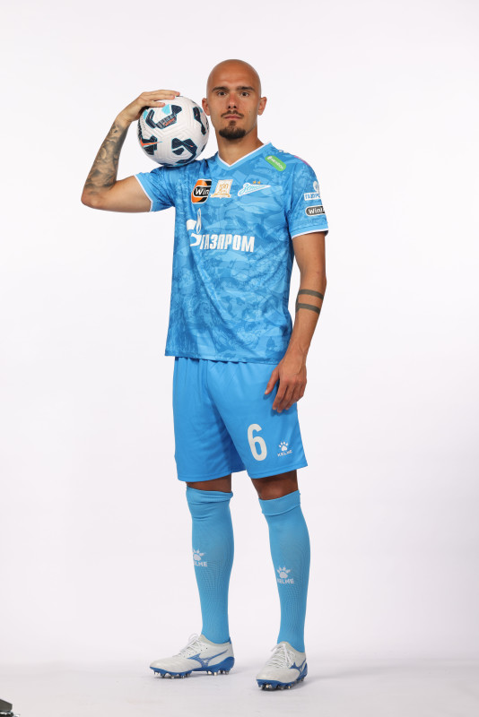 Фотосессия игроков основного состава футбольной команды «Зенит» сезона 2024/2025