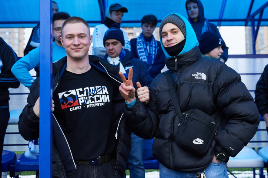 Болельщики на матче «Зенит» — «Крылья Советов»