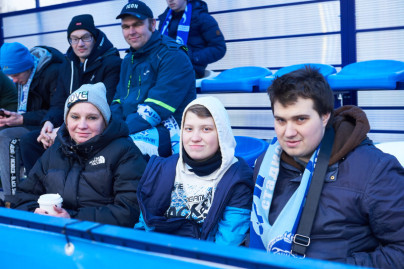 Болельщики на матче «Зенит» — «Крылья Советов»