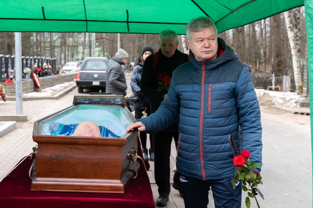 Прощание с  футболистом и тренером «Зенита» Вадимом  Григорьевичем Храповицким