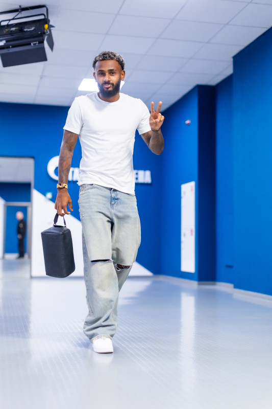 ЗенитStyle: приезд игроков на тренировку перед матчем со «Спартаком»