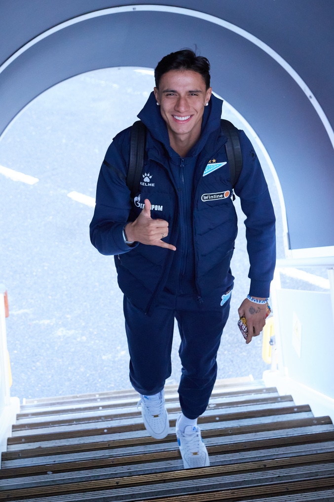 Вылет команды в Москву на матч со «Спартаком»