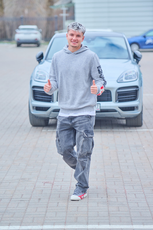 ЗенитStyle: приезд игроков на тренировку перед матчем с «Локомотивом»