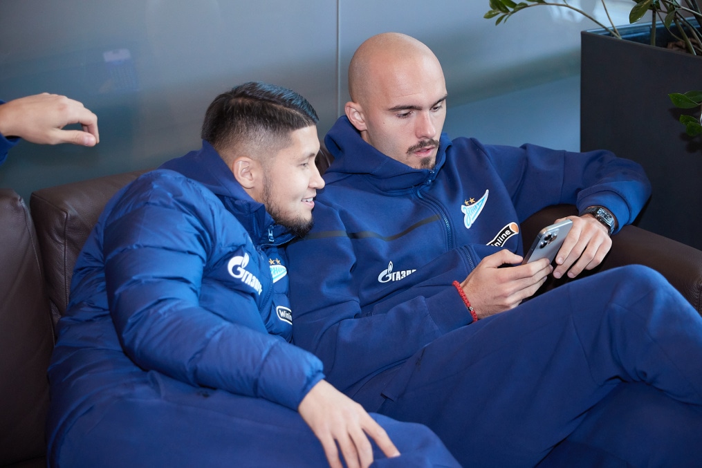 Вылет команды в Москву на матч с «Локомотивом»