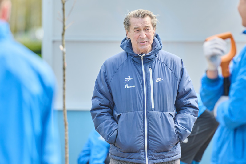 Акция «Сад памяти» в Академии ФК «Зенит»