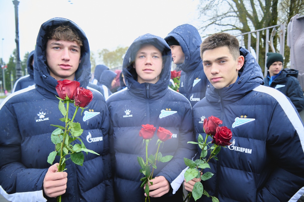 Торжественное возложение цветов на Пискаревском мемориальном кладбище в честь 80-летия Великой Победы