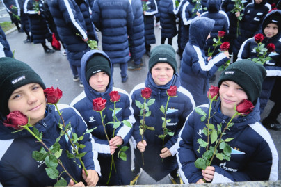Торжественное возложение цветов на Пискаревском мемориальном кладбище в честь 80-летия Великой Победы