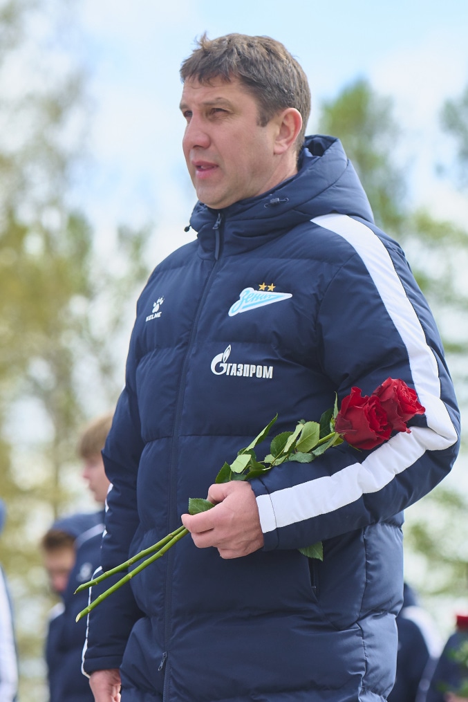 Торжественное возложение цветов на Пискаревском мемориальном кладбище в честь 80-летия Великой Победы