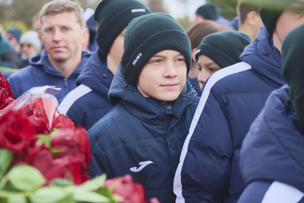 Торжественное возложение цветов на Пискаревском мемориальном кладбище в честь 80-летия Великой Победы