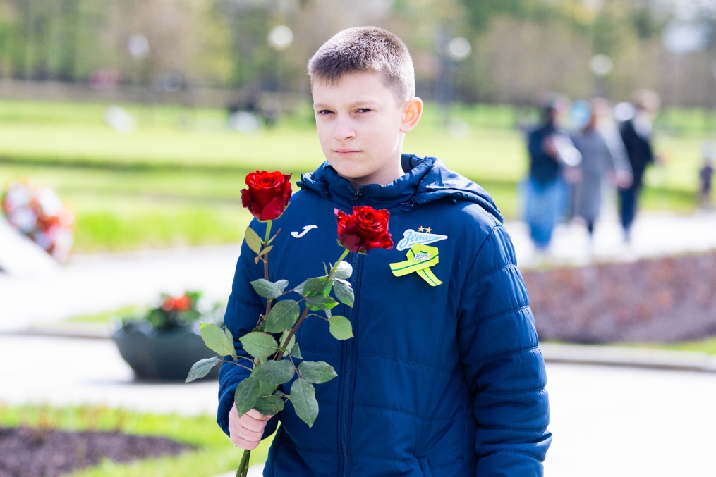 Торжественное возложение цветов на Пискаревском мемориальном кладбище в честь 80-летия Великой Победы