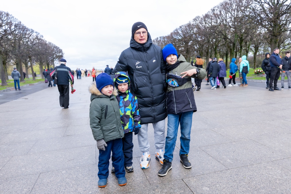 Торжественное возложение цветов на Пискаревском мемориальном кладбище в честь 80-летия Великой Победы