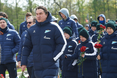 Торжественное возложение цветов на Пискаревском мемориальном кладбище в честь 80-летия Великой Победы