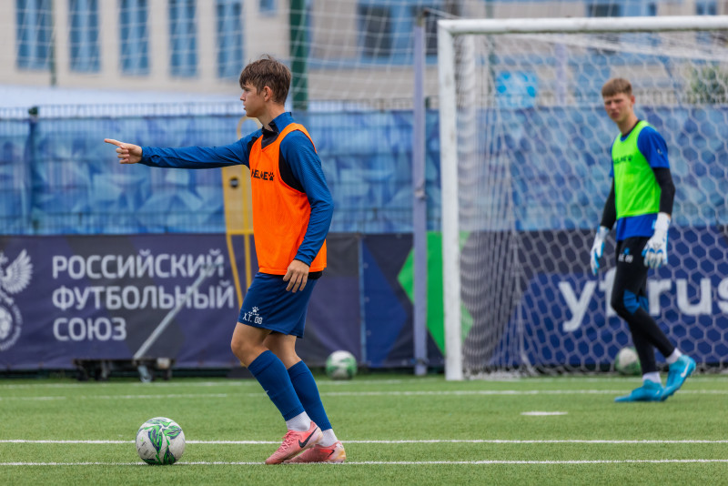 Тренировка юношеской команды «Зенит» U-18 перед матчем с «Локомотивом»