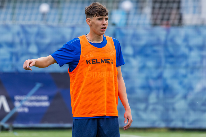 Тренировка юношеской команды «Зенит» U-18 перед матчем с «Локомотивом»