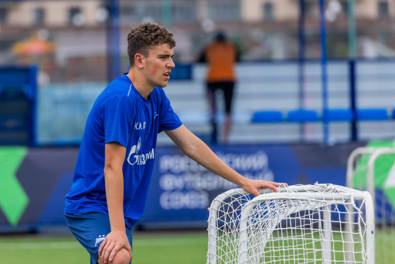 Тренировка юношеской команды «Зенит» U-18 перед матчем с «Локомотивом»