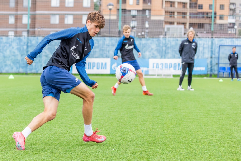 Тренировка «Зенита»-2 перед матчем с ФК «Луки-Энергия»