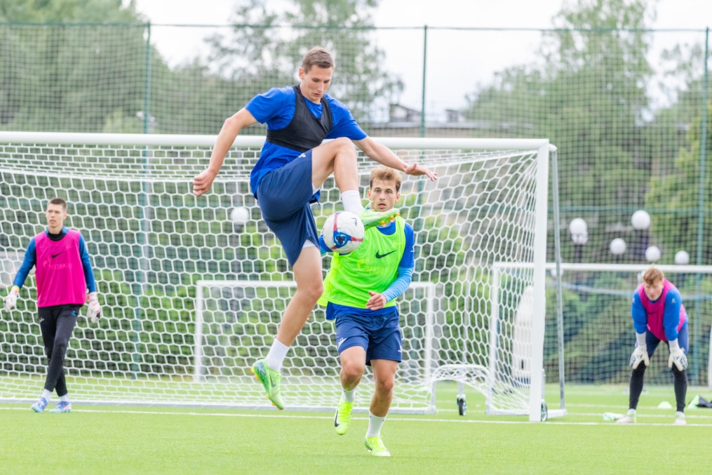 Тренировка «Зенита»-2 перед матчем с ФК «Луки-Энергия»