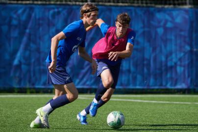 Тренировка юношеской команды «Зенит» U-18 перед матчем с «Акроном» U-18