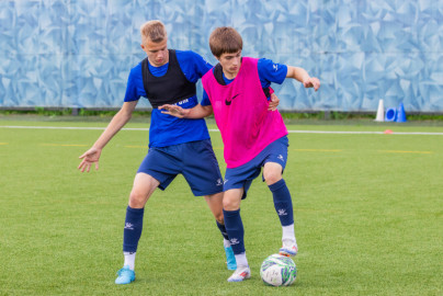 Тренировка юношеской команды «Зенит» U-16 перед матчем с «Чертаново» U-16
