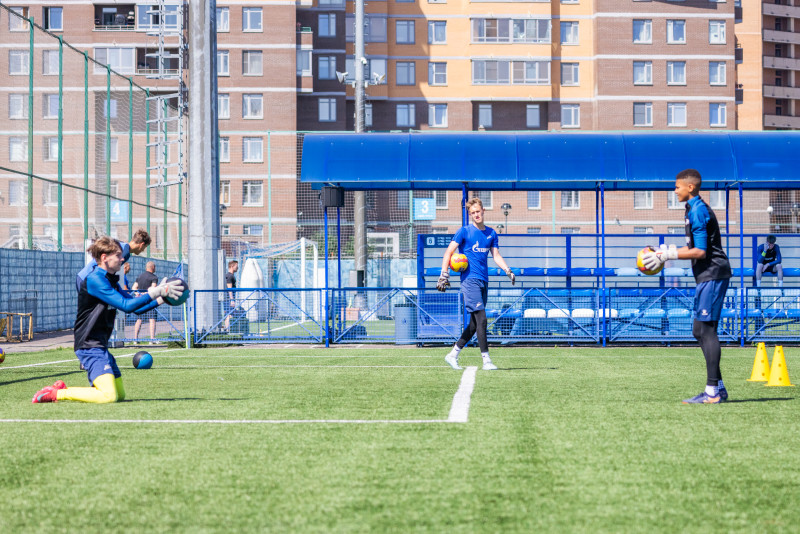 Тренировка юношеской команды «Зенит» U-16 перед матчем с СШОР «Зенит» U-16