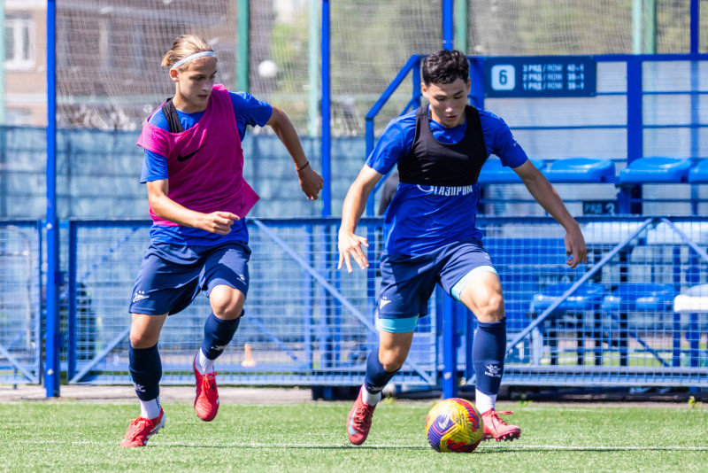 Тренировка юношеской команды «Зенит» U-16 перед матчем с СШОР «Зенит» U-16