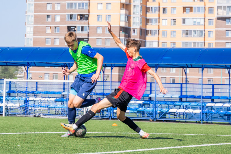 Тренировка юношеской команды «Зенит» U-17 перед матчем с СШОР «Зенит» U-17