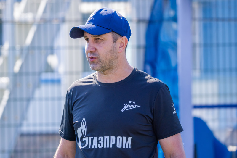 Тренировка юношеской команды «Зенит» U-17 перед матчем с СШОР «Зенит» U-17