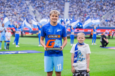 Вручение «G-Drive. Лучший игрок сезона-2024/25» Мостовому перед матчем с «Ростовом»