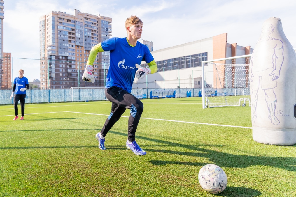 Тренировка «Зенита»-м перед матчем с ФК «Пари НН»-м