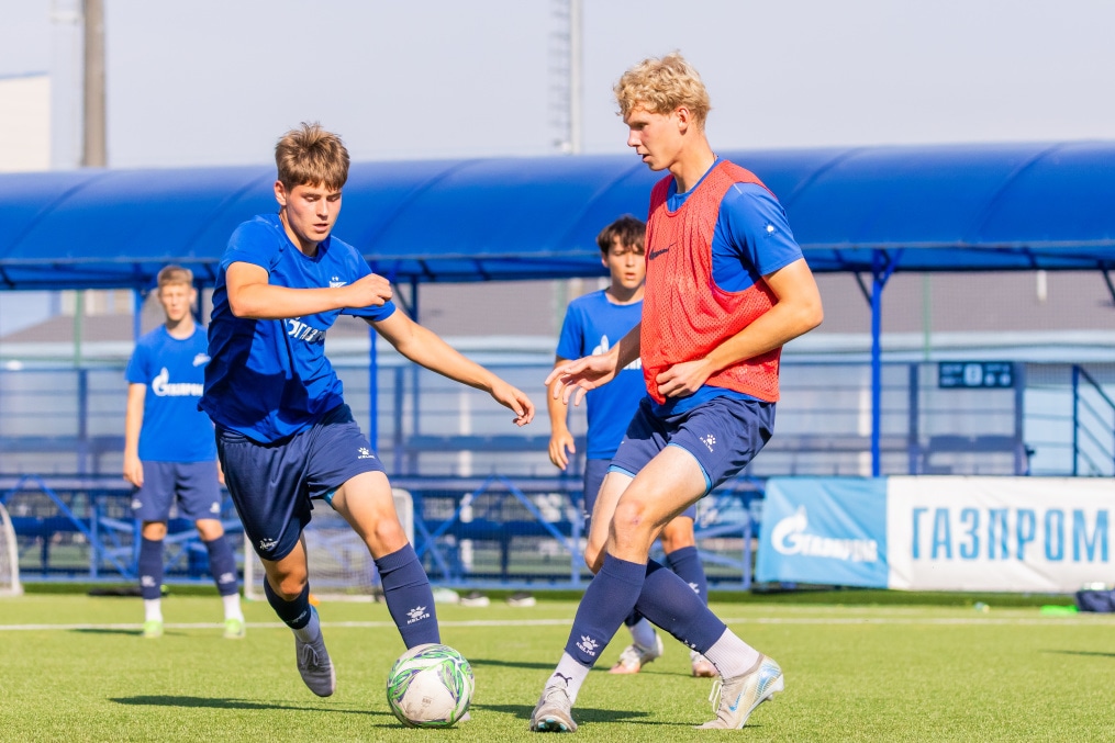 Тренировка «Зенита»-м перед матчем с ФК «Пари НН»-м