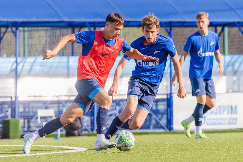Тренировка «Зенита»-м перед матчем с ФК «Пари НН»-м