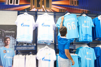 Презентация Жерсона и Романа Веги в фирменном магазине «Зенит-Арена»