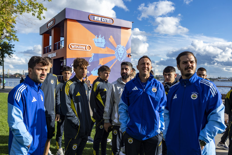 Участники кубка Морозова на выставке «Зенит. Петербург: 100 лет вместе»