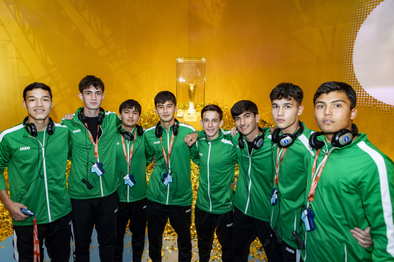 Участники кубка Морозова на выставке «Зенит. Петербург: 100 лет вместе»