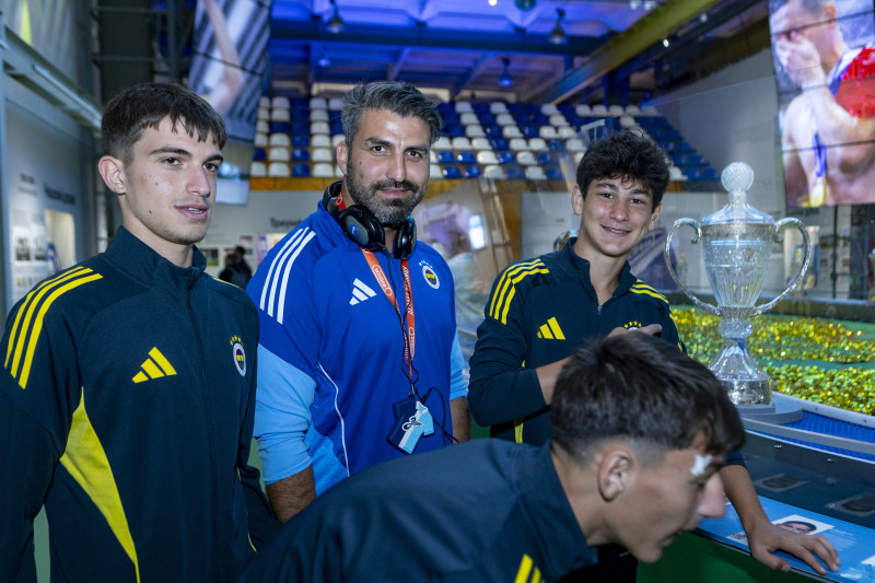 Участники кубка Морозова на выставке «Зенит. Петербург: 100 лет вместе»