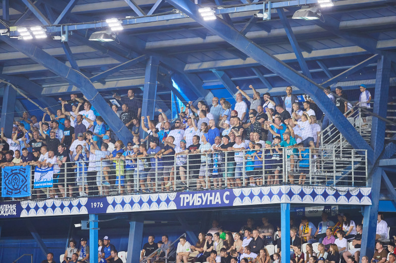 Болельщики сине-бело-голубых на матче «Оренбург» — «Зенит»