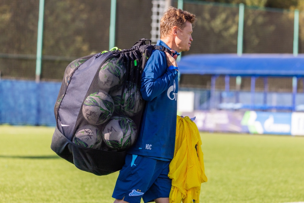 Тренировка «Зенита»-м перед матчем с ФК «Ленинградец»-м