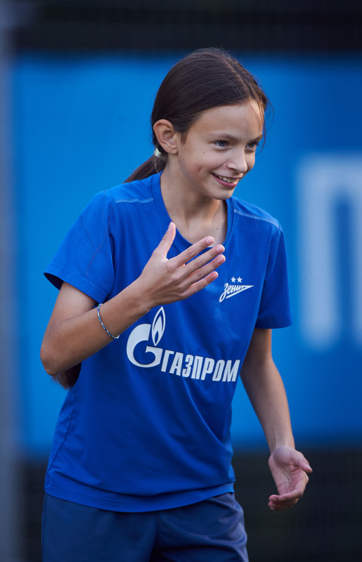 Тренировка женской юношеской команды U-12 в Удельном парке