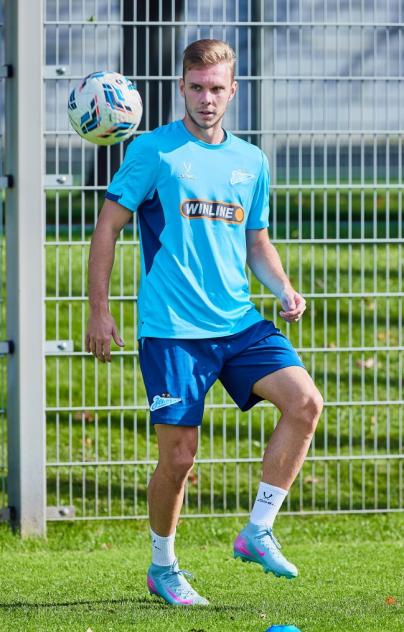 Тренировка основного состава «Зенита» перед выездным матчем с «Балтикой»