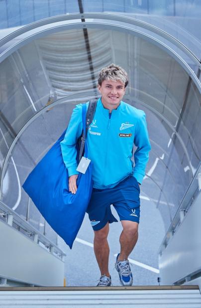 Вылет команды на матч с «Балтикой»