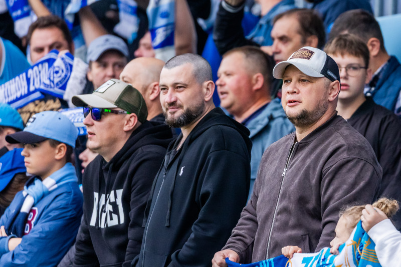 Фанаты на матче «Зенит»-2 — «Иркутск»