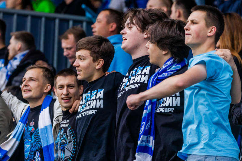 Фанаты на матче «Зенит»-2 — «Иркутск»