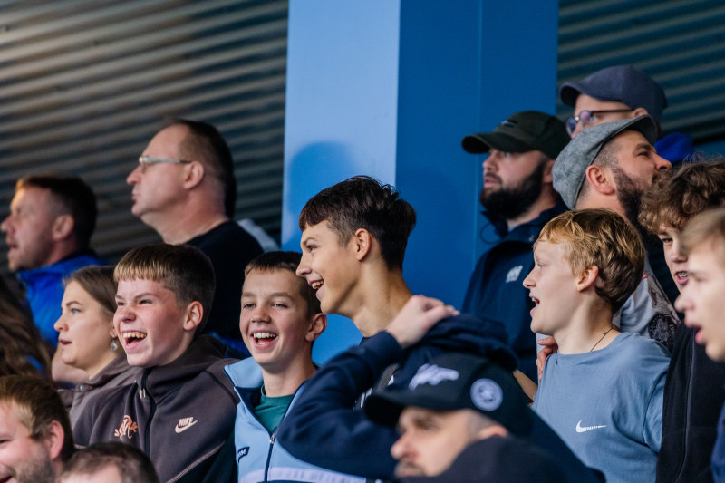 Фанаты на матче «Зенит»-2 — «Иркутск»