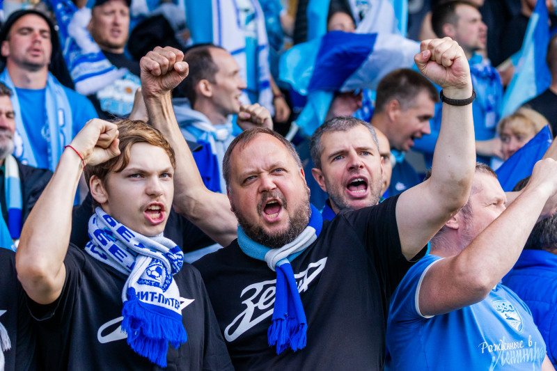 Фанаты на матче «Зенит»-2 — «Иркутск»