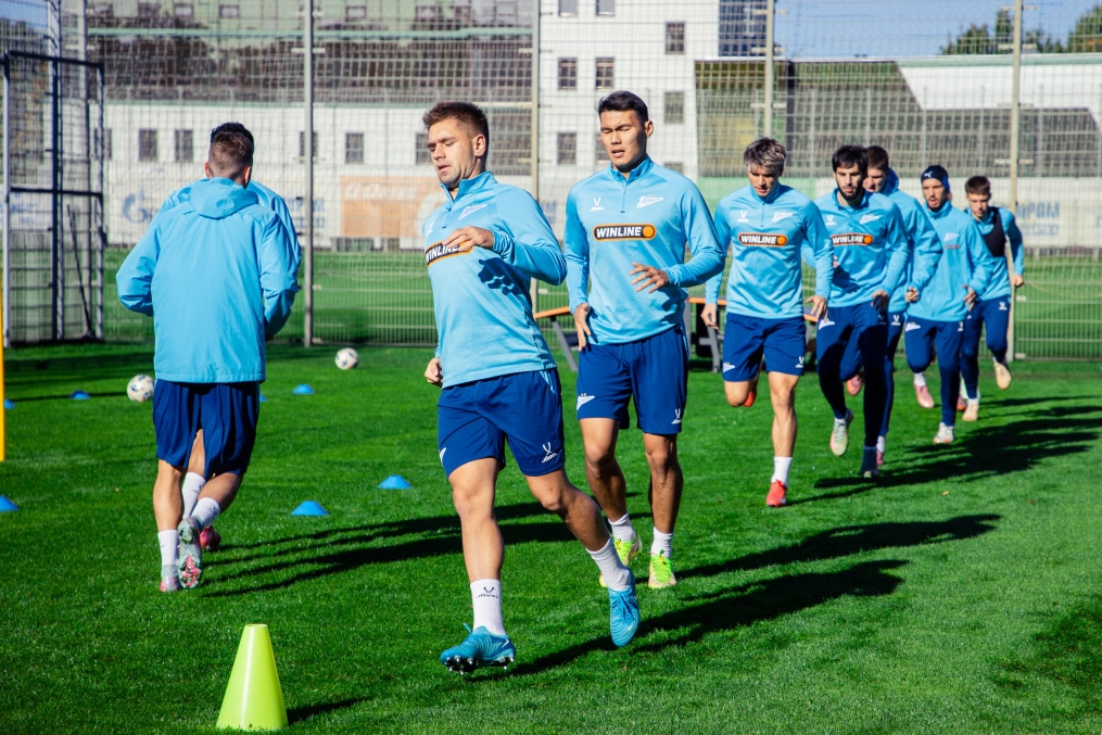 Тренировка основного состава перед матчем с «Оренбургом»