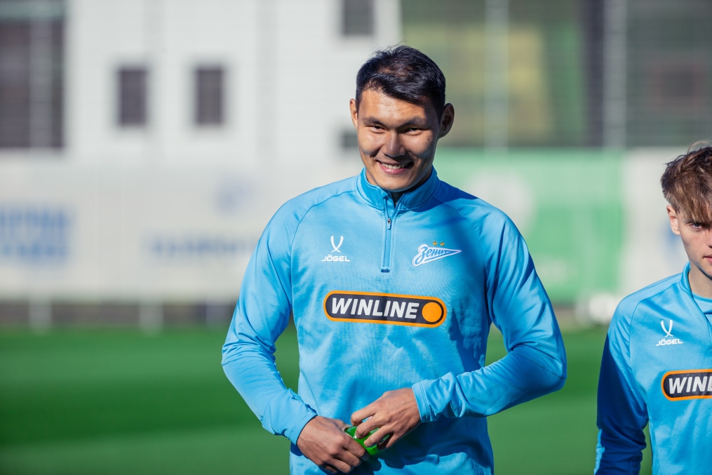 Тренировка основного состава перед матчем с «Оренбургом»